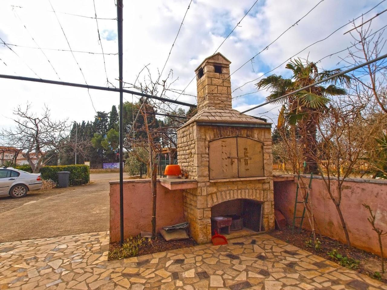 Rooms Antun 1238 Medulin Exterior foto